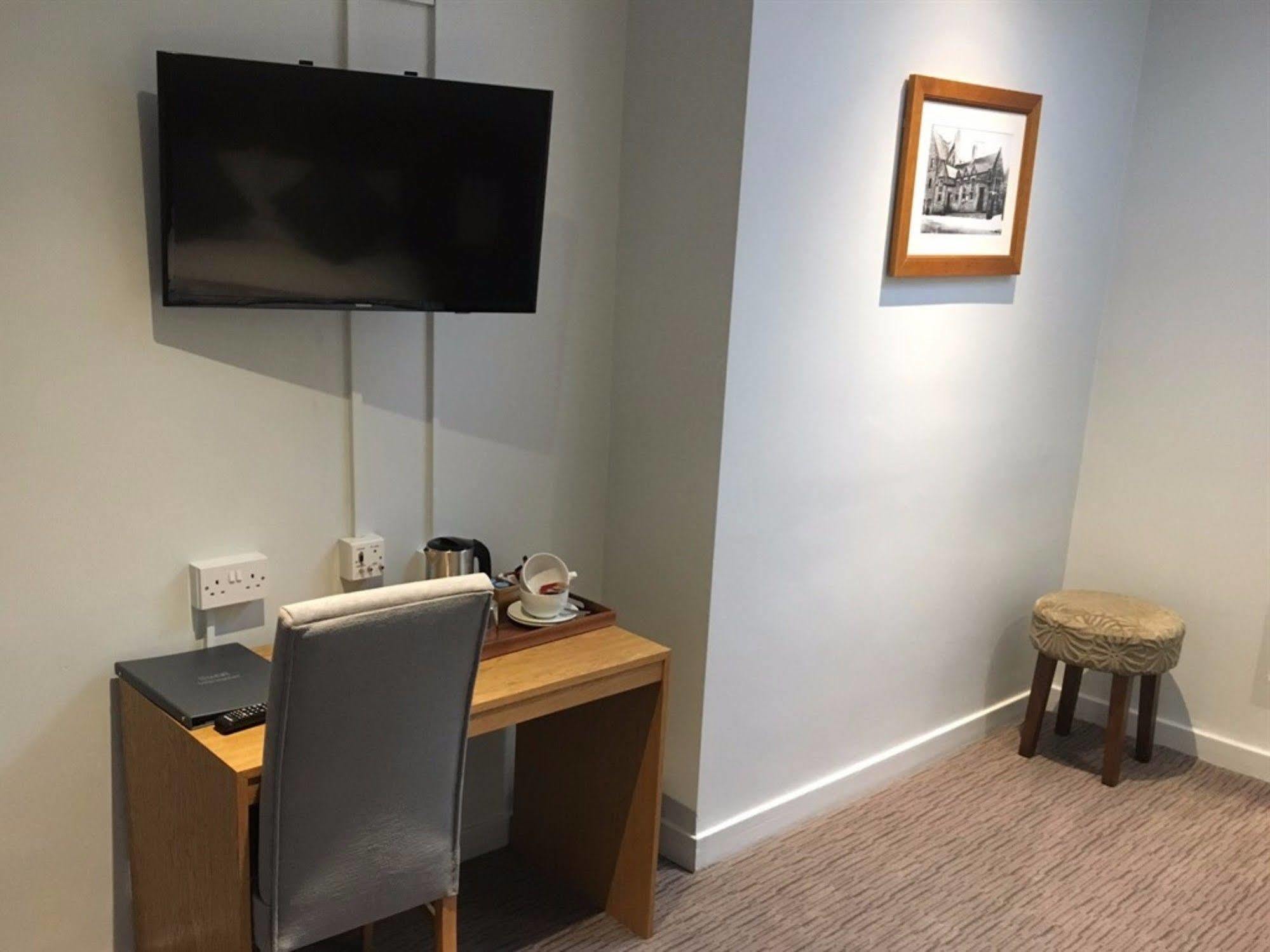 West Port Hotel Linlithgow Ngoại thất bức ảnh
