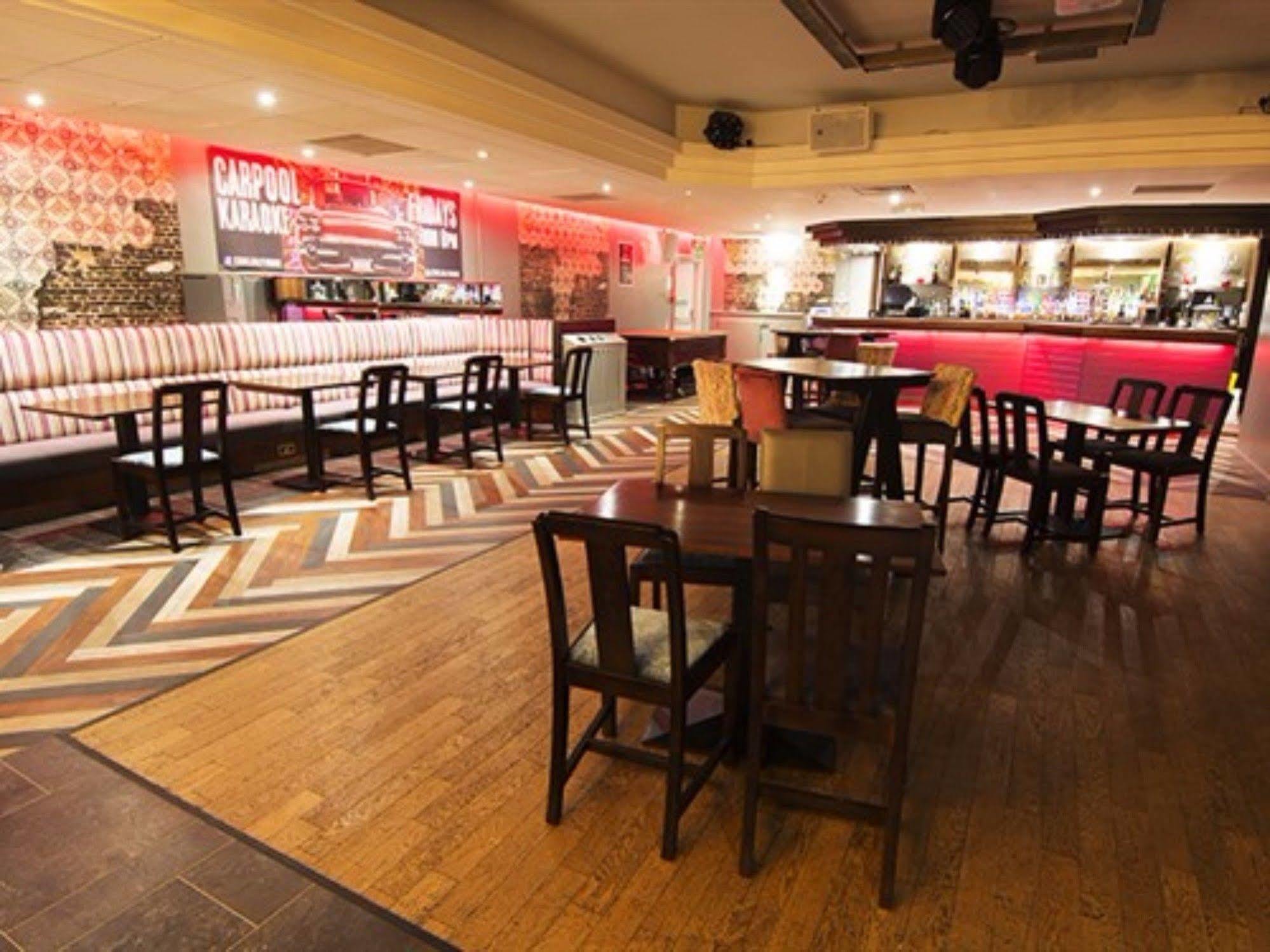 West Port Hotel Linlithgow Ngoại thất bức ảnh